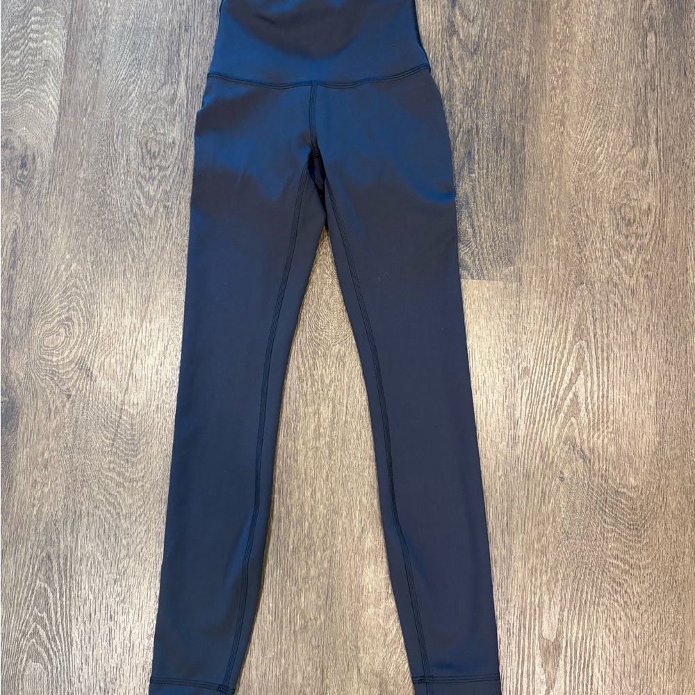 Lululemon Wunder Train High-Rise Tight 25” Black Leggings (size 0) worn once
